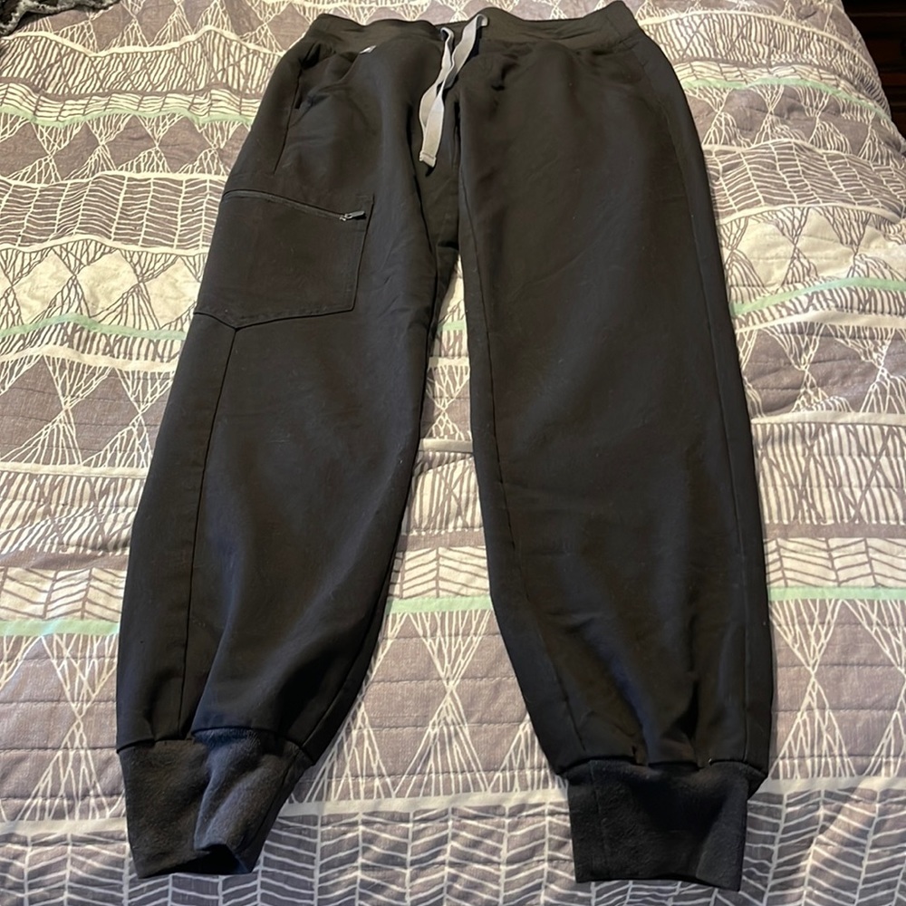 Fig scrub pants